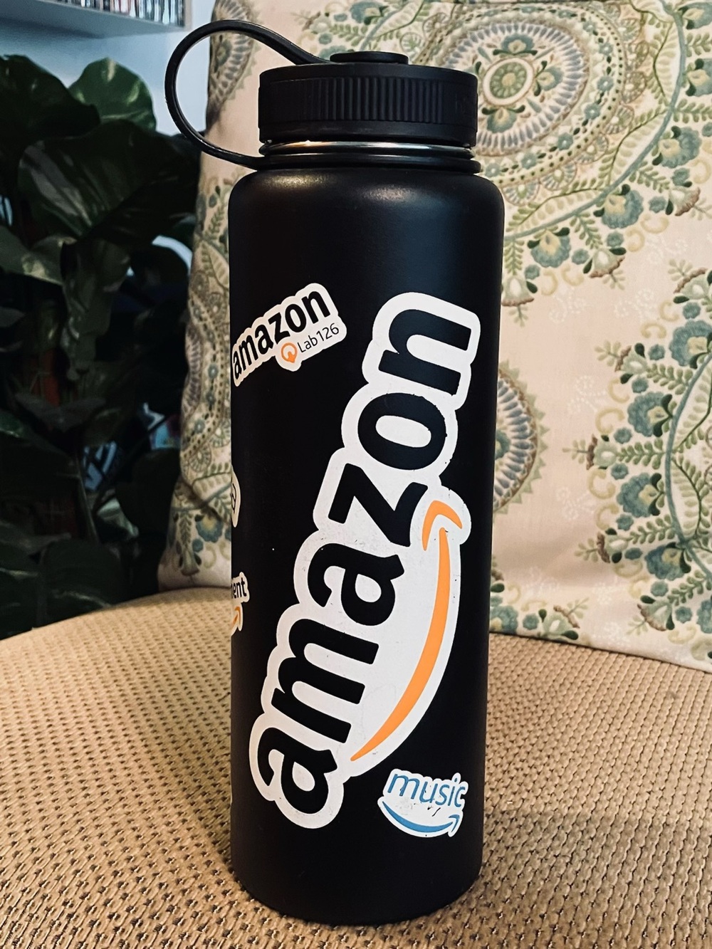 Amazon Employee Gift 40oz h2go Water Bottle